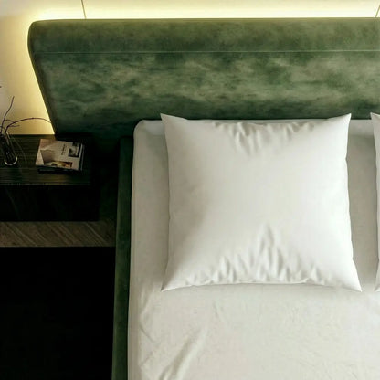 Superior 3-Kammer-Kissen in Draufsicht auf Bett – ergonomisches Kopfkissen mit stabiler Form