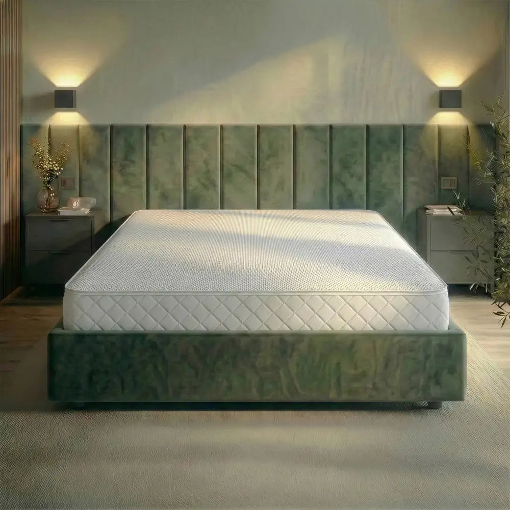 Hybridschaum Wendematratze 24 cm auf Polsterbett in modernem Schlafzimmer
